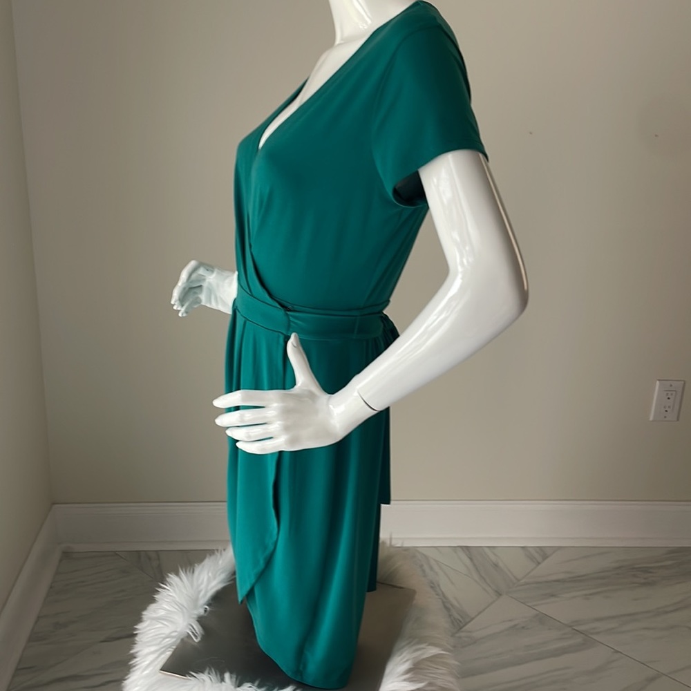 Banana Republic: Green Wrap Dress Size S. - Picture 2 of 7